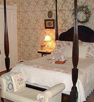 Belle Hearth Bed And Breakfast Waynesboro Exterior photo